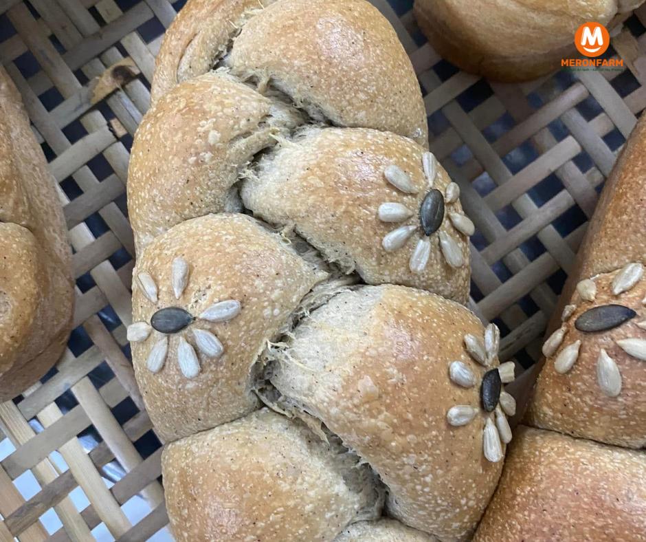 HÌNH ẢNH BÁNH MÌ HOA CÚC BƠ VALLEY HC BẾP CHỊ HÒA